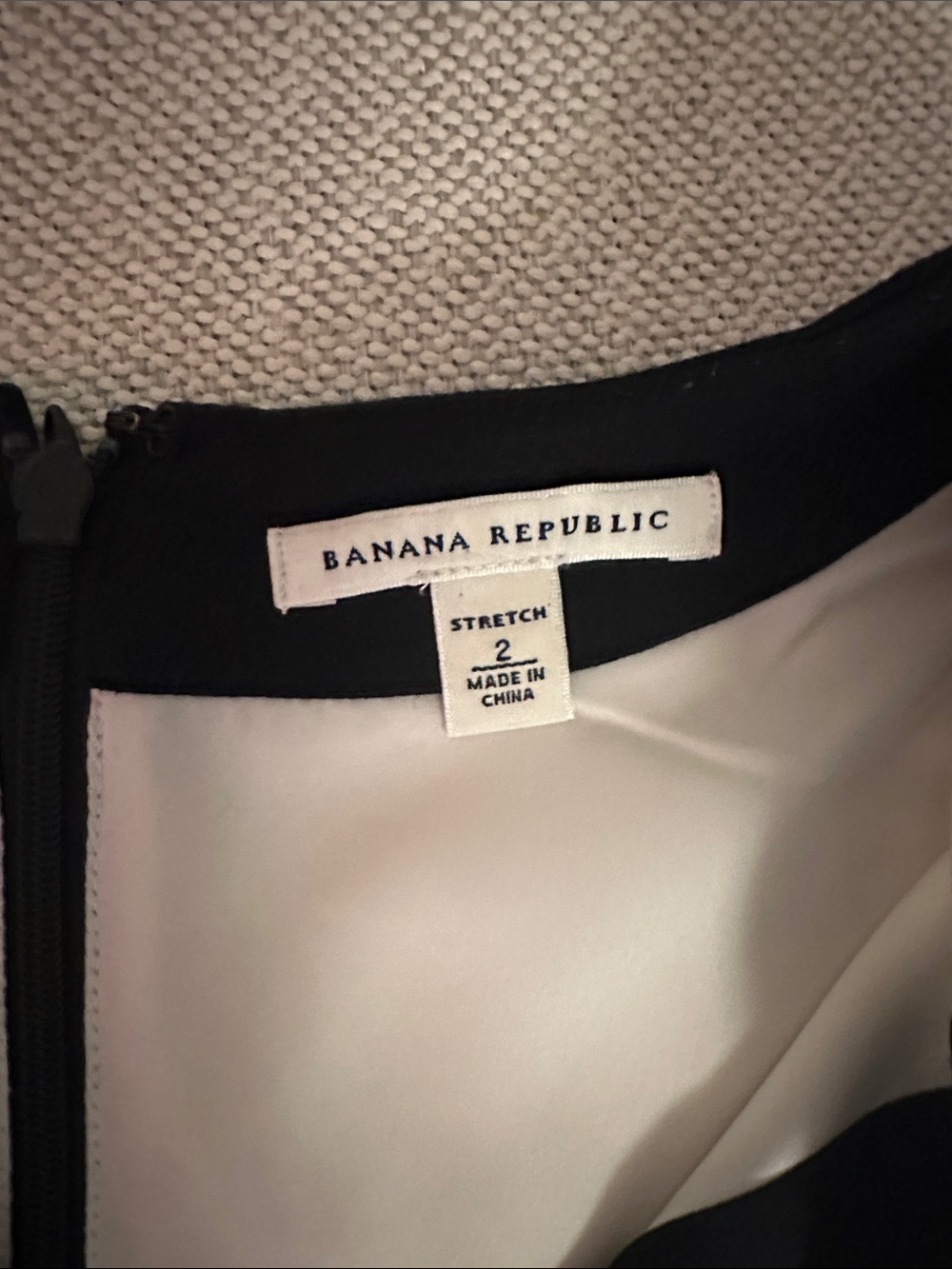 Banana Republic Black and White Mini Dress - Picture 5 of 11